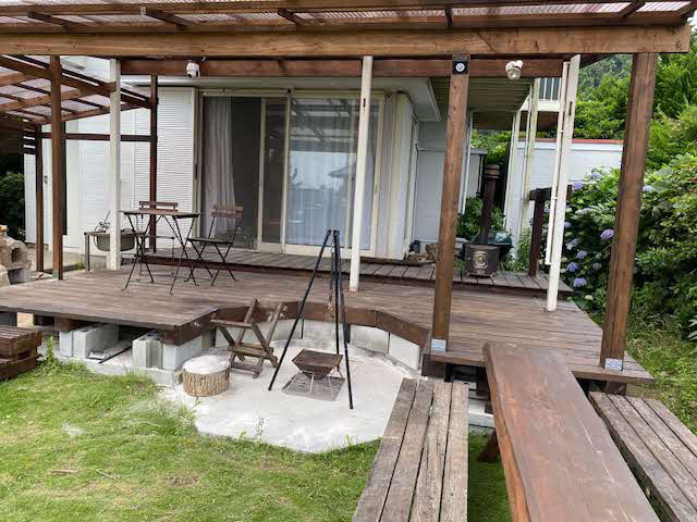 TRUST HOUSE　庭の様子