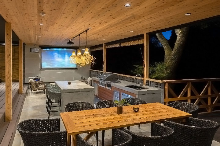 屋根付きBBQガーデン